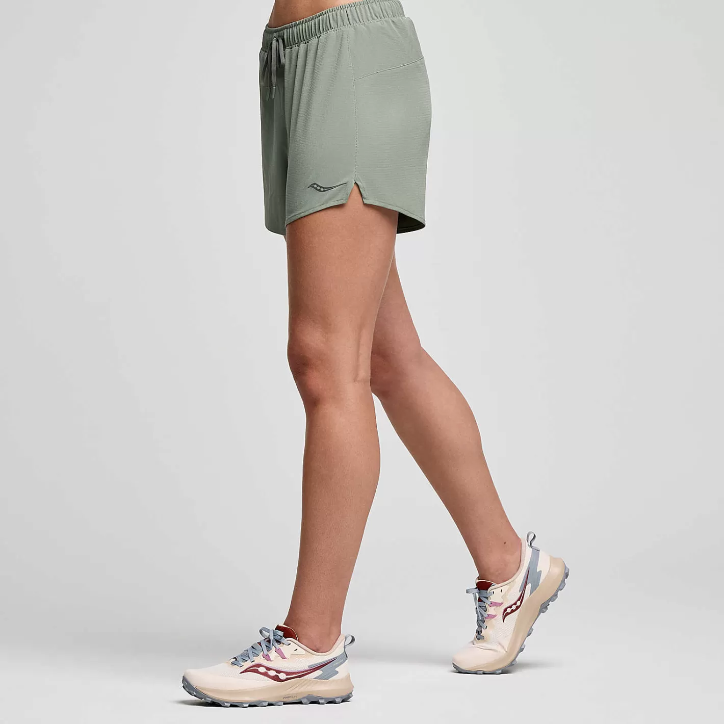 Damen Peregrine 4" Short>Saucony Outlet