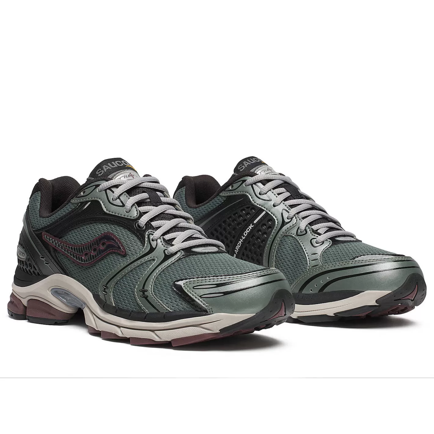 ProGrid Triumph 4 CS>Saucony Best Sale